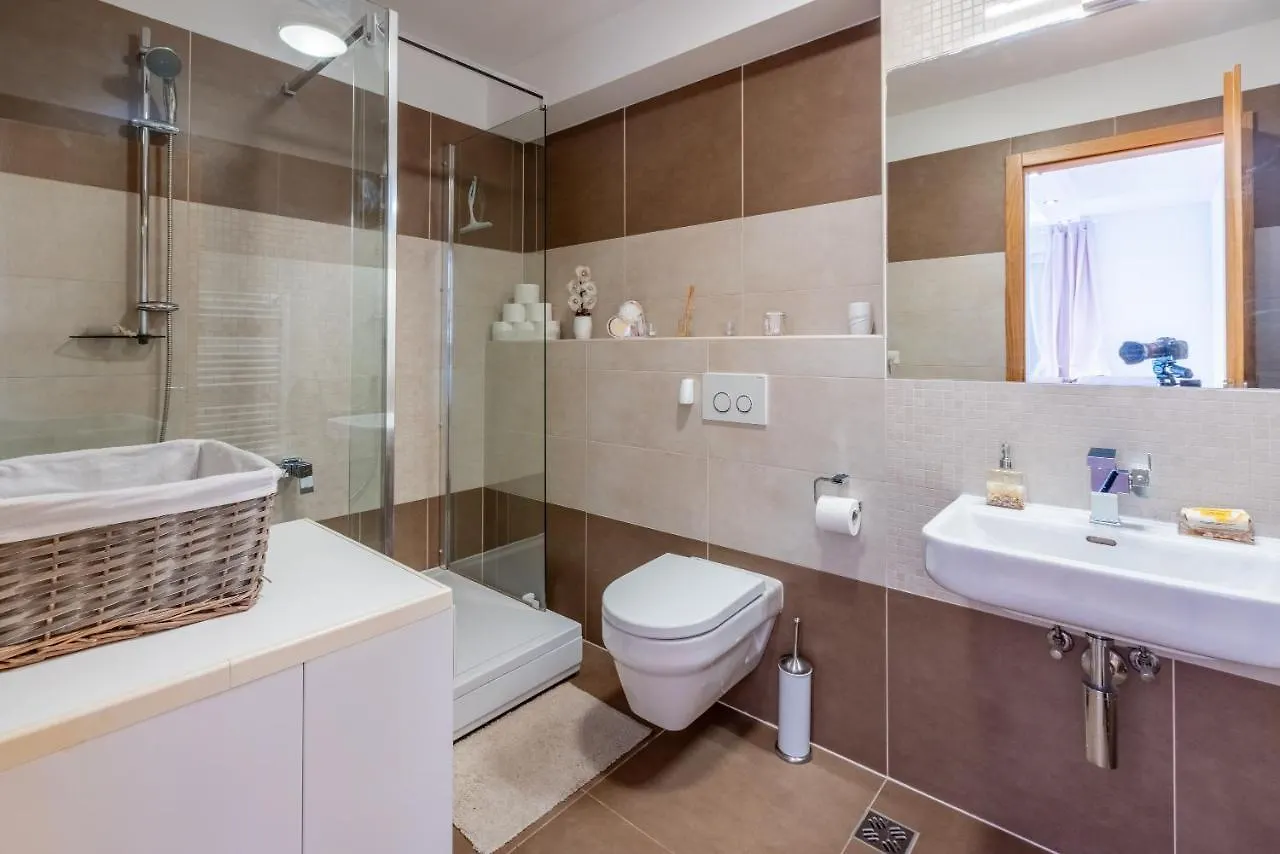 Mateo Apartment Crikvenica 0*,